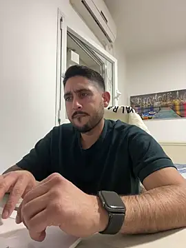 Snapshot of luffykingofpirets chatting on February 2, 11:00 pm luffykingofpirets online show from February 2, 11:00 pm