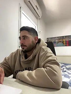 Snapshot of luffykingofpirets chatting on February 4, 12:00 pm luffykingofpirets online show from February 4, 12:00 pm