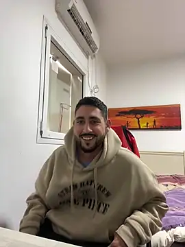 Snapshot of luffykingofpirets chatting on February 9, 10:31 am luffykingofpirets online show from February 9, 10:31 am