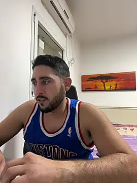 Snapshot of luffykingofpirets chatting on February 9, 5:43 pm luffykingofpirets online show from February 9, 5:43 pm