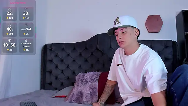 two milkyway online show from March 29, 1:38 am