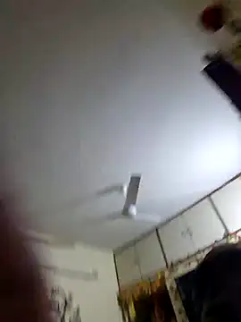 Snapshot of Freakyfun12 chatting on December 23, 5:22 pm Freakyfun12 online show from December 23, 5:22 pm