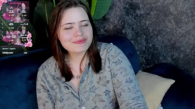 EricaElliott online show from November 15, 1:18 pm