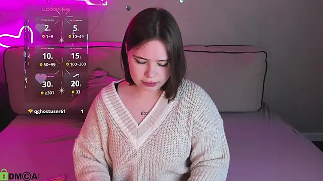 EricaElliott online show from December 20, 9:38 am