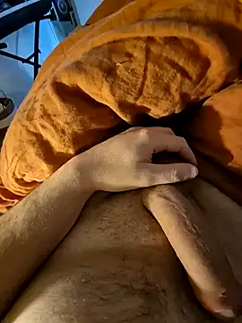 Snapshot of Maxoux02 chatting on December 26, 12:38 pm Maxoux02 online show from December 26, 12:38 pm