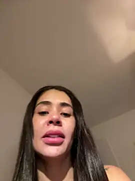 Snapshot of Karol_Towers chatting on January 16, 8:51 am Karol Towers online show from January 16, 8:51 am