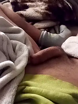 Snapshot of Daniel32hot chatting on December 25, 11:22 am Daniel32hot online show from December 25, 11:22 am