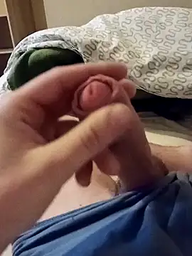 Snapshot of Daniel32hot chatting on January 5, 10:21 am Daniel32hot online show from January 5, 10:21 am