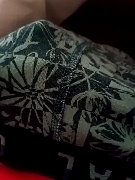 Snapshot of Daniel32hot chatting on February 1, 9:52 am Daniel32hot online show from February 1, 9:52 am