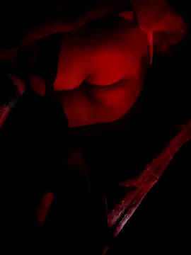 Snapshot of ItsMeBeeee chatting on March 2, 7:32 pm ItsMeBeeee online show from March 2, 7:32 pm