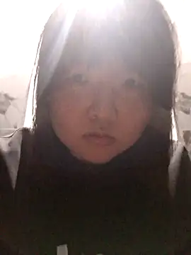 Snapshot of Lee0613 chatting on May 7, 7:03 am Lee0613 online show from May 7, 7:03 am