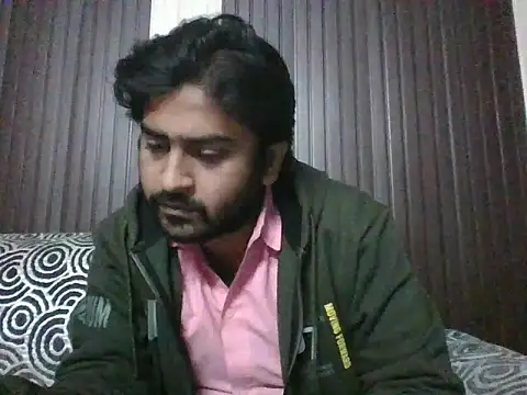 Snapshot of indihotguy chatting on January 18, 1:40 pm indihotguy online show from January 18, 1:40 pm