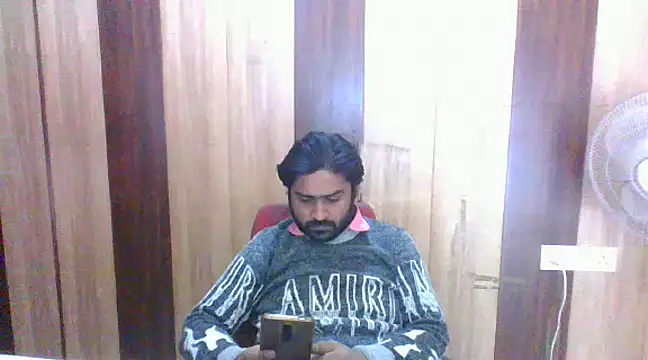 Snapshot of indihotguy chatting on January 20, 7:58 am indihotguy online show from January 20, 7:58 am