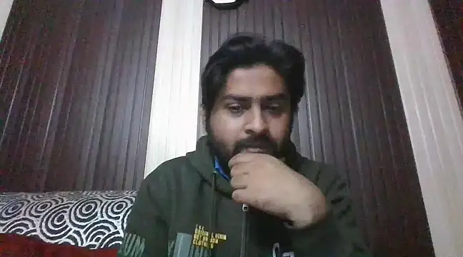 Snapshot of indihotguy chatting on January 21, 1:43 pm indihotguy online show from January 21, 1:43 pm