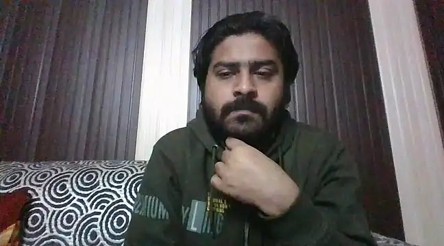 Snapshot of indihotguy chatting on February 5, 9:46 am indihotguy online show from February 5, 9:46 am