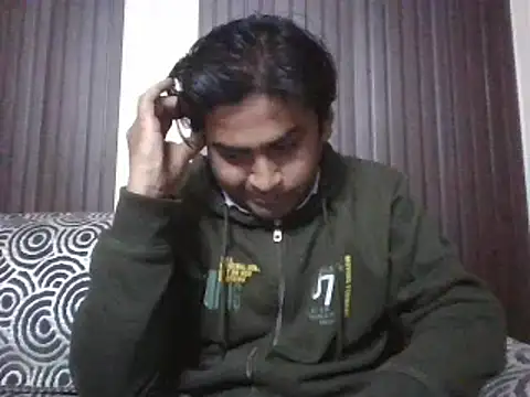 Snapshot of indihotguy chatting on February 8, 1:33 pm indihotguy online show from February 8, 1:33 pm