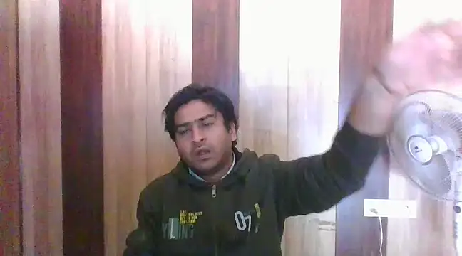 Snapshot of indihotguy chatting on February 10, 7:26 am indihotguy online show from February 10, 7:26 am