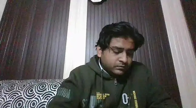 Snapshot of indihotguy chatting on February 10, 4:58 pm indihotguy online show from February 10, 4:58 pm