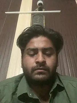 Snapshot of indihotguy chatting on February 27, 11:10 am indihotguy online show from February 27, 11:10 am