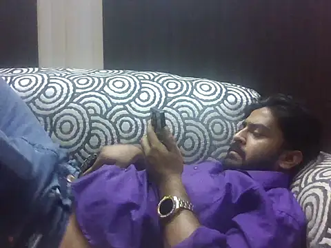 Snapshot of indihotguy chatting on October 13, 3:45 pm indihotguy online show from October 13, 3:45 pm