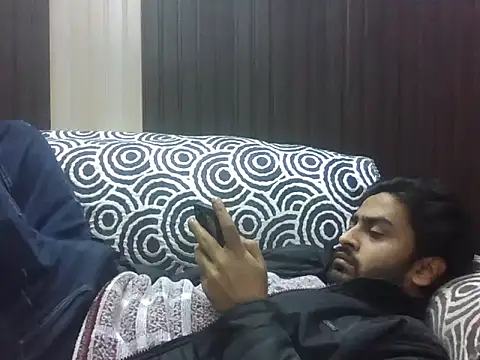 indihotguy online show from January 16, 2:04 am