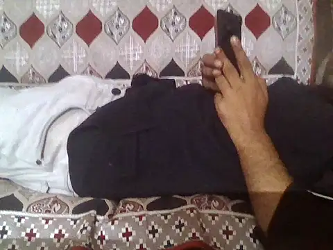 Snapshot of indihotguy chatting on June 17, 2:07 pm indihotguy online show from June 17, 2:07 pm
