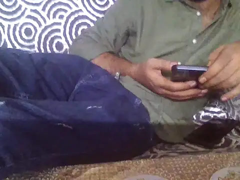 Snapshot of indihotguy chatting on July 30, 1:54 pm indihotguy online show from July 30, 1:54 pm