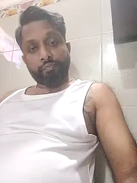 Snapshot of carria_homes chatting on January 6, 1:41 pm carria homes online show from January 6, 1:41 pm