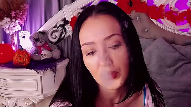 KimKhallifa online show from November 1, 5:09 am