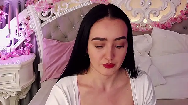 KimKhallifa online show from February 15, 5:37 am