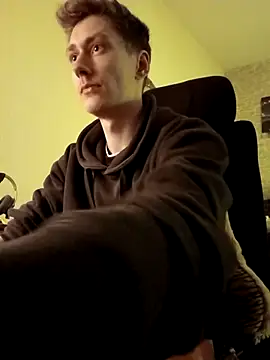 Snapshot of HalloMarcy chatting on February 23, 3:59 am HalloMarcy online show from February 23, 3:59 am