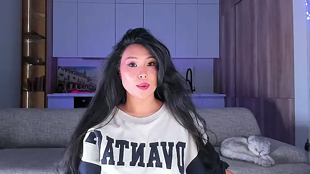 Max level online show from February 4, 7:00 pm