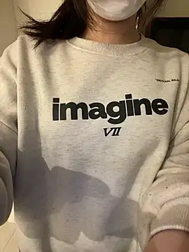 mina 0207 online show from March 12, 9:15 am