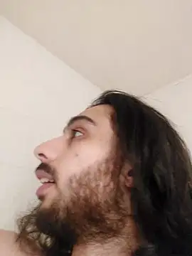 Snapshot of Levi_Latino chatting on October 31, 9:38 pm Levi Latino online show from October 31, 9:38 pm