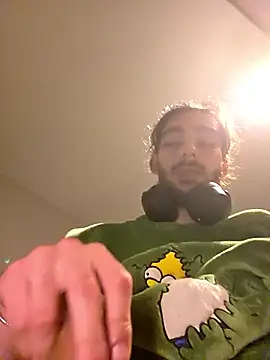 Snapshot of Levi_Latino chatting on March 4, 1:44 am Levi Latino online show from March 4, 1:44 am