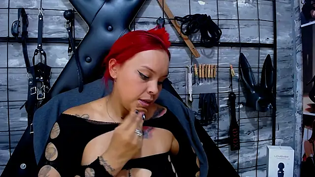 Alana Roth online show from March 28, 7:46 pm