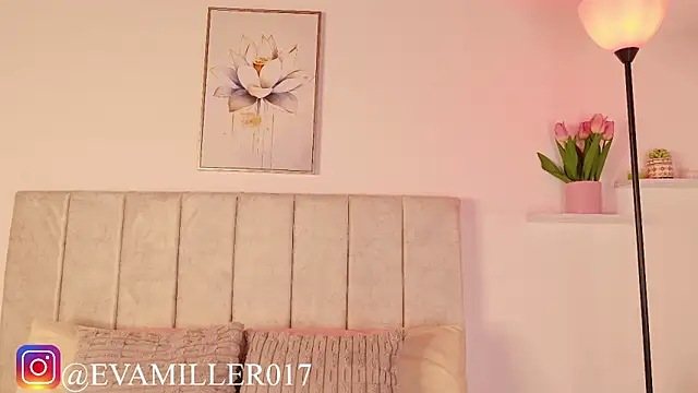 Snapshot of eva_miller7 chatting on June 1, 1:02 pm eva miller7 online show from June 1, 1:02 pm