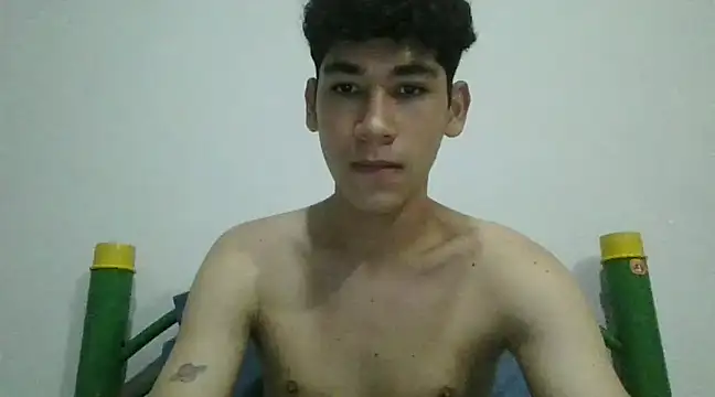 leo teen online show from January 6, 4:47 am