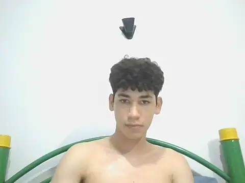 leo teen online show from January 17, 2:39 am