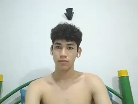 leo teen online show from January 24, 2:49 am