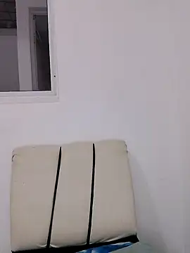 Brendabluee online show from January 12, 4:08 pm