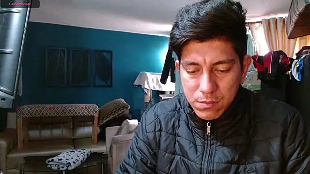 Snapshot of Noah-cock chatting on November 9, 3:54 pm Noah-cock online show from November 9, 3:54 pm