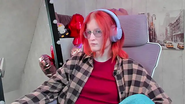 ElizabethHarpper online show from February 16, 9:27 am