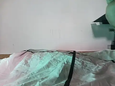 Rocket1978 online show from May 7, 11:48 am