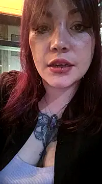 Snapshot of Miss_Amelie chatting on January 10, 3:18 am Miss Amelie online show from January 10, 3:18 am