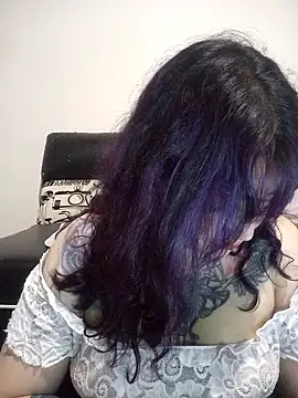 Snapshot of Miss_Amelie chatting on February 27, 7:12 am Miss Amelie online show from February 27, 7:12 am