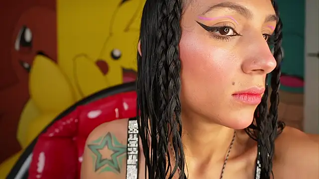 Snapshot of miss___evangeline chatting on November 15, 11:40 am miss evangeline online show from November 15, 11:40 am