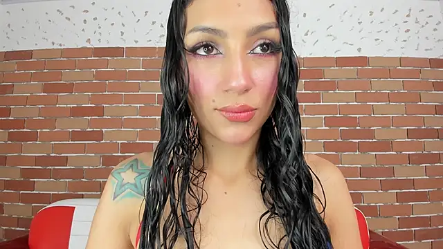 Snapshot of miss___evangeline chatting on November 21, 11:09 am miss evangeline online show from November 21, 11:09 am