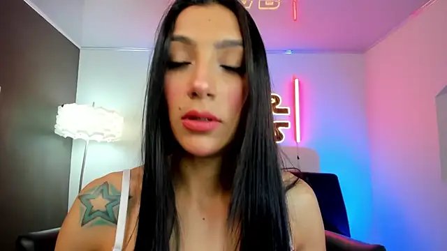 miss   evangeline online show from January 19, 2:04 am