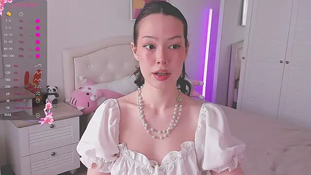 kittenrisha online show from April 18, 5:11 am